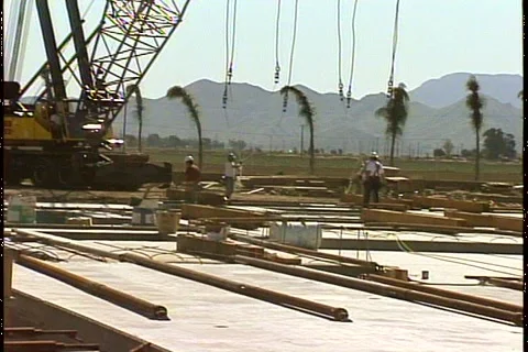 CONSTRUCTION CRANE 2 Video stock 1049690