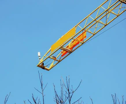 Construction crane at the construction site of an apartment building. Stock-Fotos