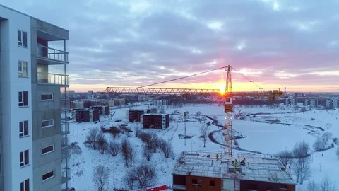 Construction crane working on sunset. Vídeo Stock 73082486
