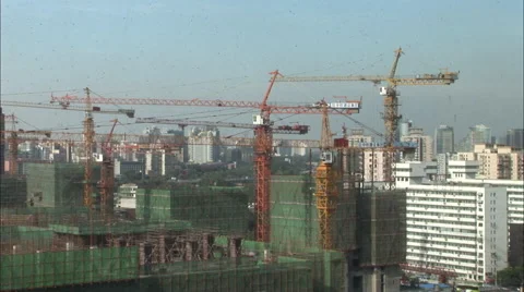 Construction cranes &amp; Beijing skyline, China Stock Footage 56595569