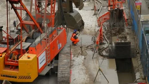 Construction digging for Crossrail London Video stock 9375301