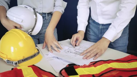 Construction Engineer, on-site planning, interior view work before decoration Stock Footage 157317092