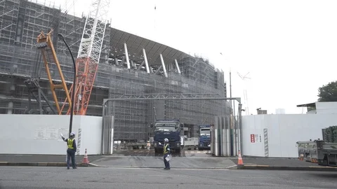 Construction of the main Olympic Stadium in Tokyo. Tokyo 2020. Vídeo Stock 92730498