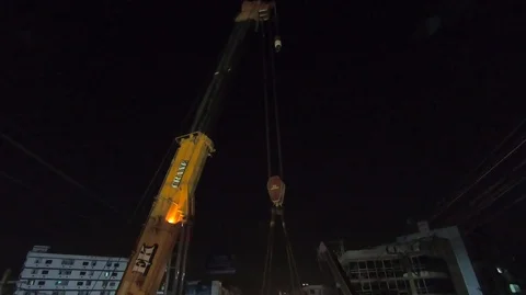 Construction of mass transit system (skytrain) on the road in Bangkok Stock-Footage 107000014
