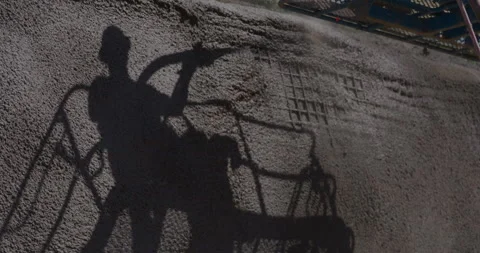 Construction in the Mountains Vidéo 334979182