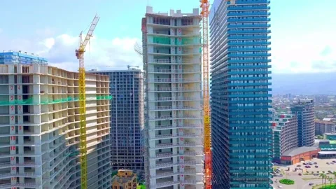 Construction of multi-storey buildings. cranes. Aerial Batumi Georgia Vídeo Stock 161309686