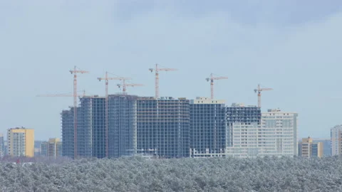 Construction of multi-storey buildings. Time-lapse. 库存影片 126707393