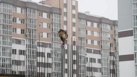 Construction of multi-storey residential building Vídeos de archivo 152077619