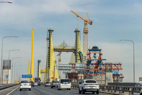 Construction of a new bridge parallel to the bridge of Rama IX 库存照片