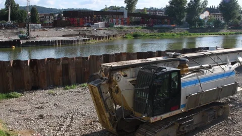 Construction of a new tram bridge in Florence Vídeos de archivo 319526830