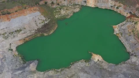 Construction pit filled with water. Stock Footage 159968633