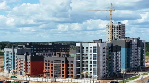 Construction of a residential complex in the city, time lapse Stock Footage 135322806