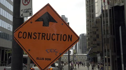 Construction sign  in the city. 4K UHD. Stockbeeldmateriaal 51418154