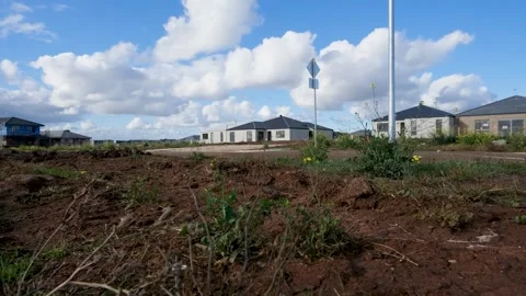 Construction site and newly built suburban homes, Wyndham Vale, Australia. Vídeos de archivo 312424586