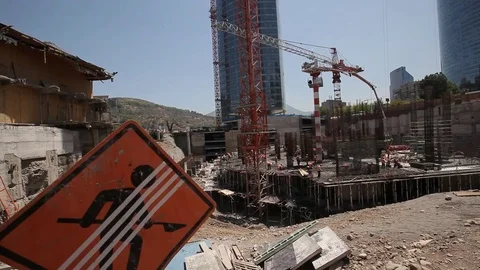Construction site and sign Stock-Footage 77100448