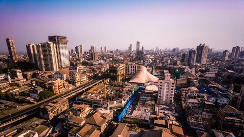 Construction site in front of an elevated highway road in Mumbai Vídeo Stock 119138107