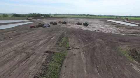 Construction Site Low In Vidéo 66575893