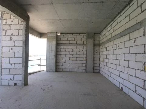 Construction Site of a modern house on a plot of land. No People present. Fotos de archivo