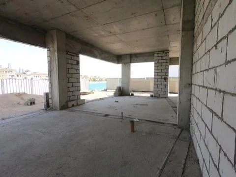 Construction Site of a modern house on a plot of land. No People present. Stockfoto's