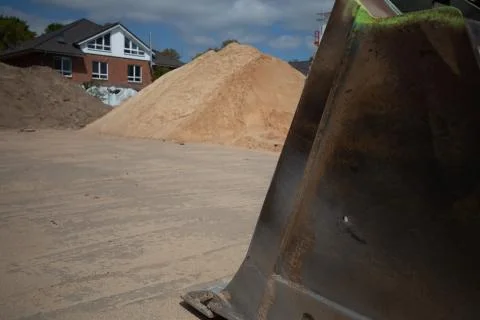 On  construction site there is a wheel loader with a shovel Foto stock