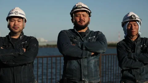 Construction site workers getting ready-various shots Stock Footage 161907714