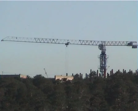 Construction site with working tower crane Vidéo 921331