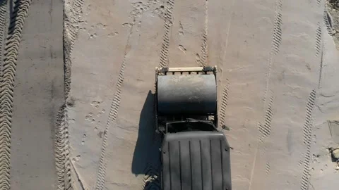 Construction sites and workers under construction, mixers and excavators, steel Stock Footage 142904955