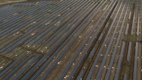 Construction of solar panels. top view. Ecology solar power station panels in Vidéo 219759492