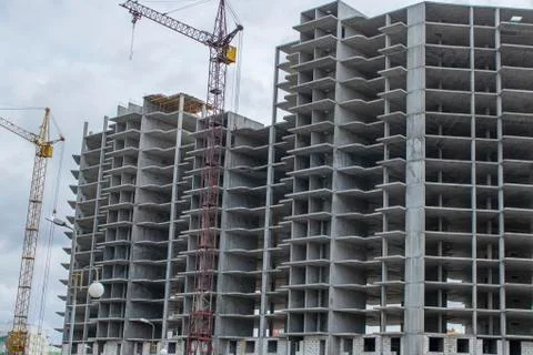 The construction of a tall frame building. Foto stock