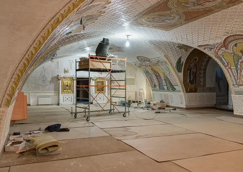 Construction of temples in in Seraphim-Diveyevo Convent. Painting walls in Se Stock Photos