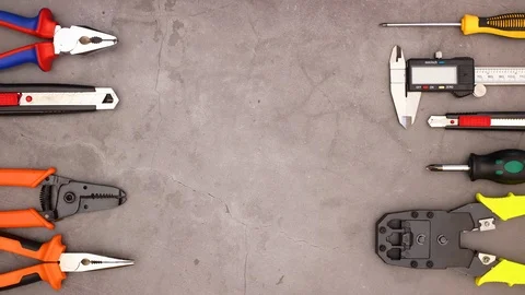 Construction tools blink on working table - DIY stop motion Stock-Footage 124821164