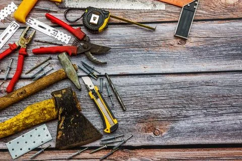 Construction tools for various types of work. Professional worker's wooden ta Foto stock