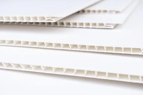 Construction vinyl siding panels pattern. House covered with white plastic .. Stock-Fotos
