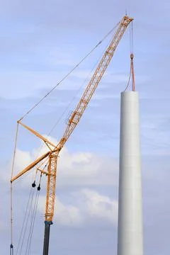 Construction of a windturbine Stockfoto's