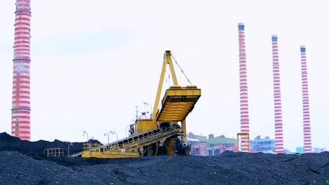 Construction work in Coal based power plant Video stock 211371558