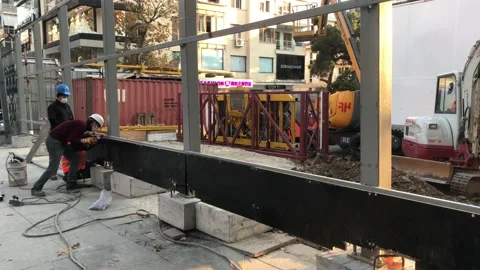 Construction worker Video stock 144398926