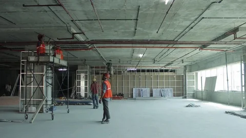 Construction Workers Fixing and Welding Roof Pipings Vídeos de archivo 72532828