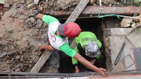 Construction workers. Video stock 161049042