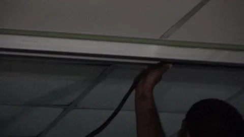 Construction Workers on the job 스톡 동영상 137622436