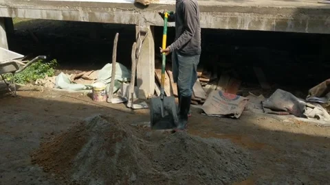 Construction workers working Stock Footage 250216391