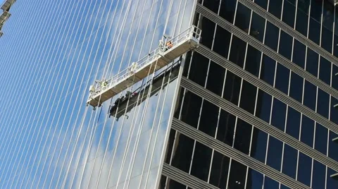 Construction workers working on new skyscraper building Video stock 45595373
