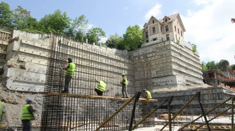 Construction workers working with rebar Video stock 41093105