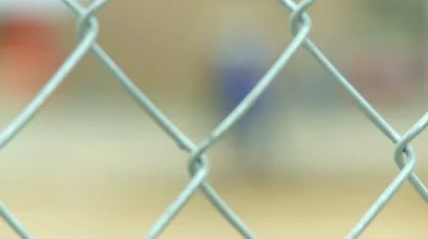 CONSTRUCTION_RACK FOCUS FENCE TO WORKERS Stock Footage 14827548