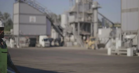 Constructors discussing blueprint Stock-Footage 114362731