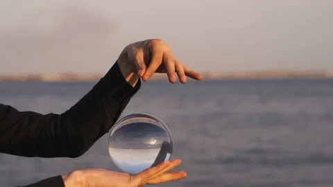Contact juggling 스톡 동영상 99890564