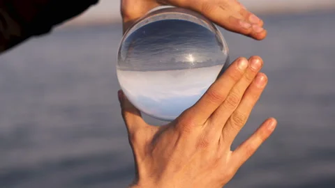 Contact juggling 스톡 동영상 99890664