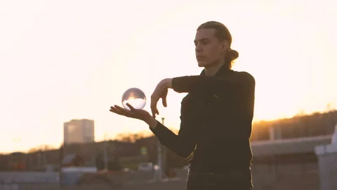 Contact juggling 스톡 동영상 99891514