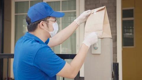Contactless delivery concept Video stock 129846769