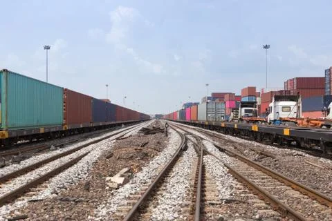 Container and railway loading to container depot Stock-Fotos