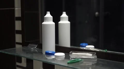 Container for contact lenses in the bathroom. Video stock 347365953